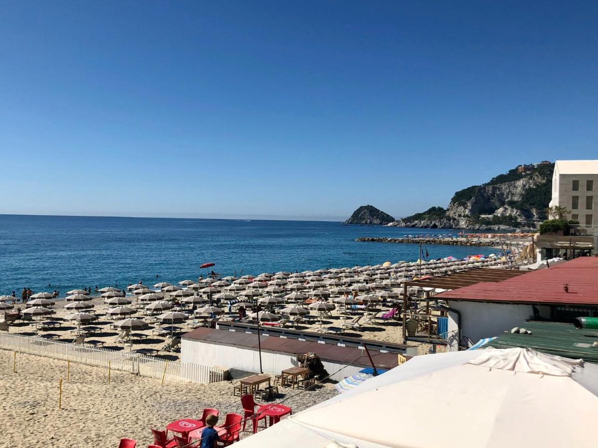 Vista Mare Apartment Savona Exterior foto