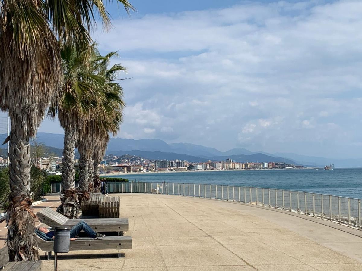 Vista Mare Apartment Savona Exterior foto
